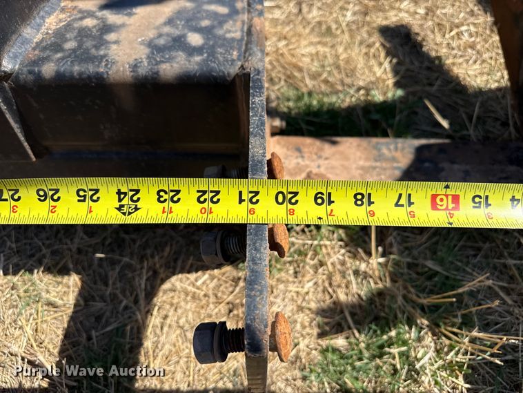 image for item DZ5208 Koyker 645 Loader