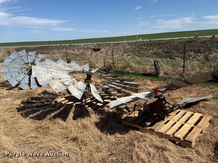 image for item DZ5211 (3) windmill heads