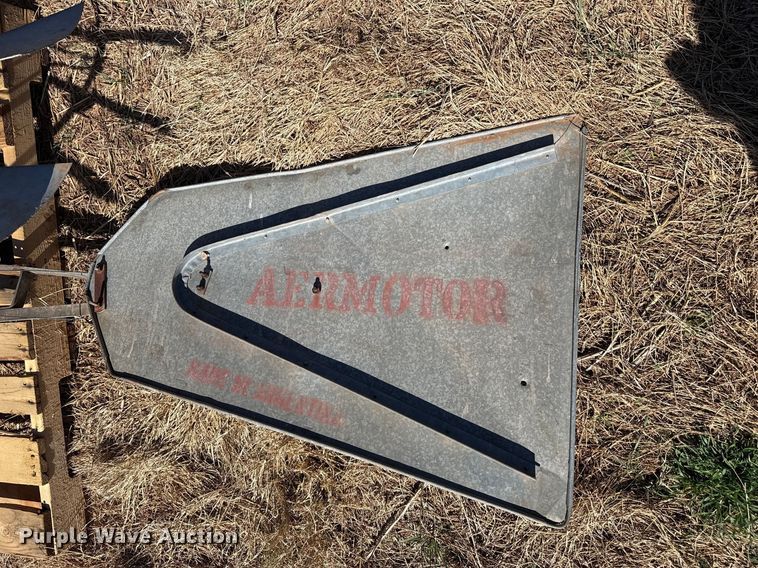 image for item DZ5211 (3) windmill heads