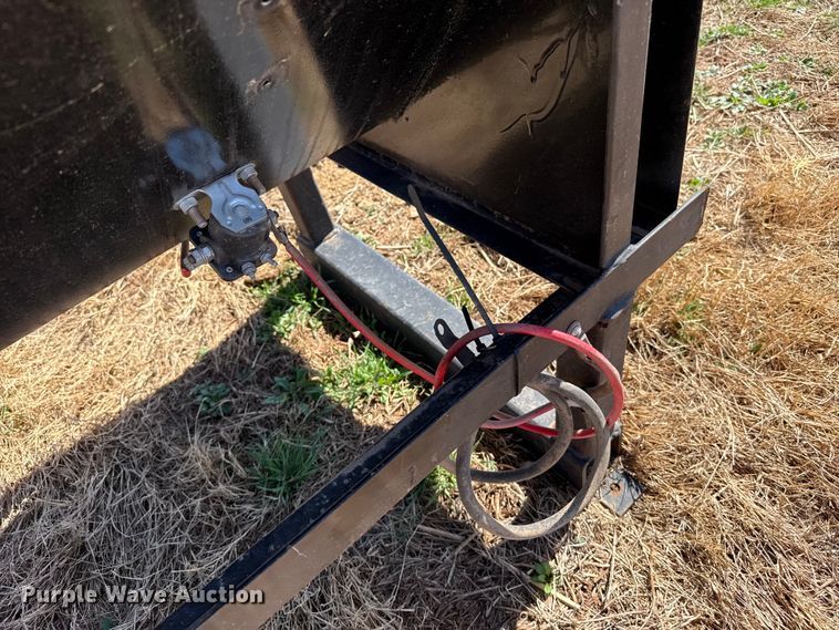 image for item DZ5212 Bar Six cake feeder