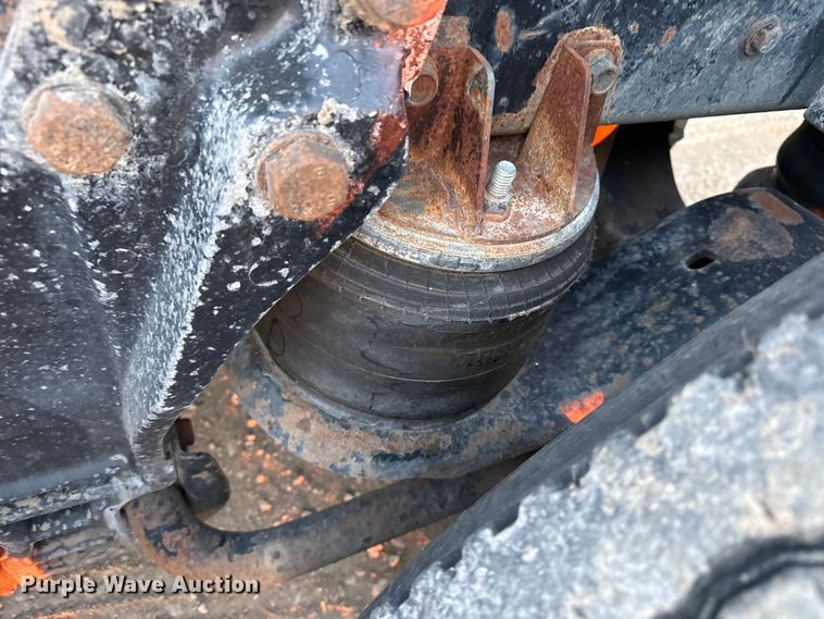 image for item DZ5213 1995 Kenworth T600 semi truck