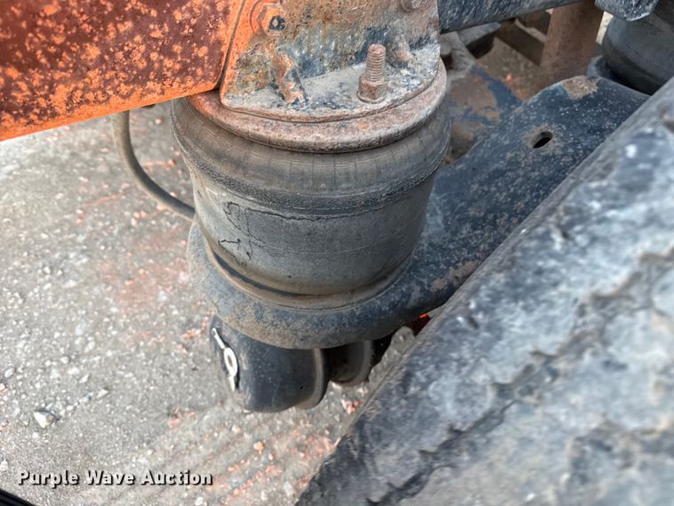 image for item DZ5213 1995 Kenworth T600 semi truck