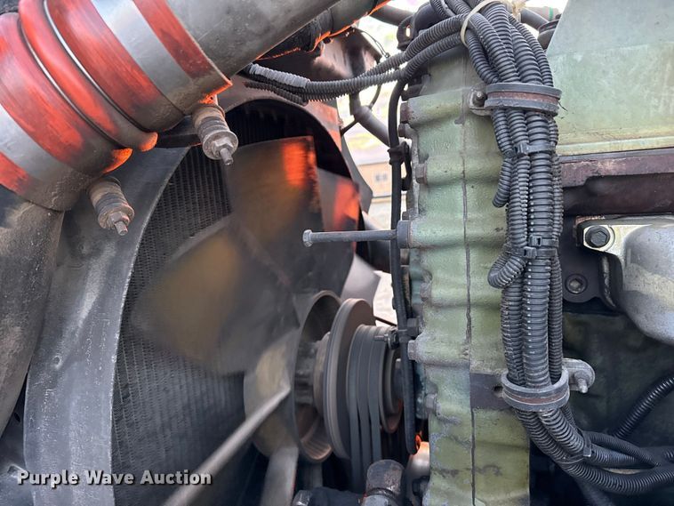 image for item DZ5213 1995 Kenworth T600 semi truck