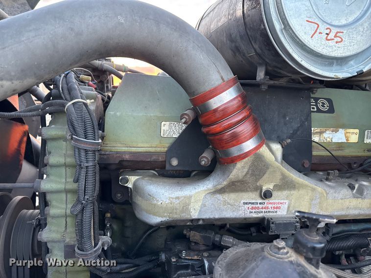 image for item DZ5213 1995 Kenworth T600 semi truck