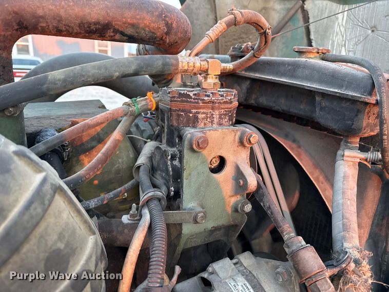 image for item DZ5213 1995 Kenworth T600 semi truck