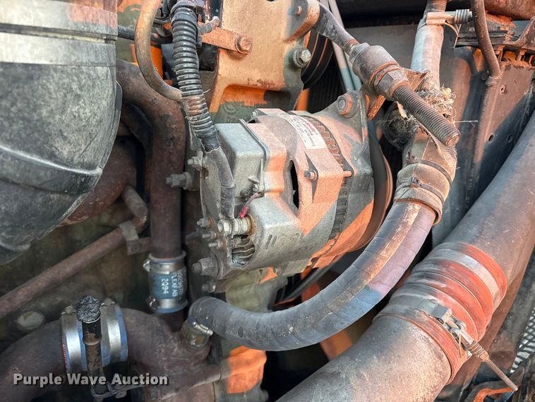 image for item DZ5213 1995 Kenworth T600 semi truck