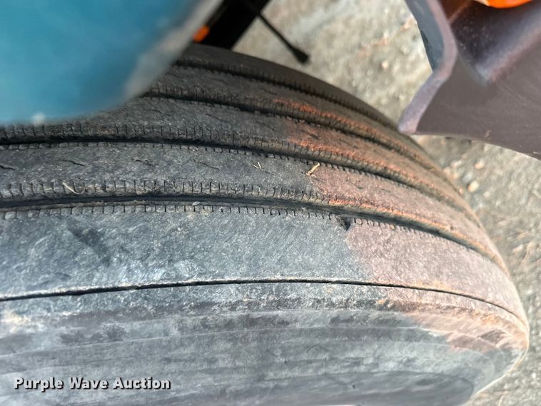 image for item DZ5213 1995 Kenworth T600 semi truck