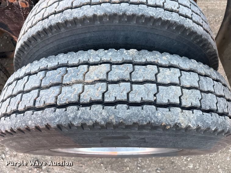 image for item DZ5213 1995 Kenworth T600 semi truck