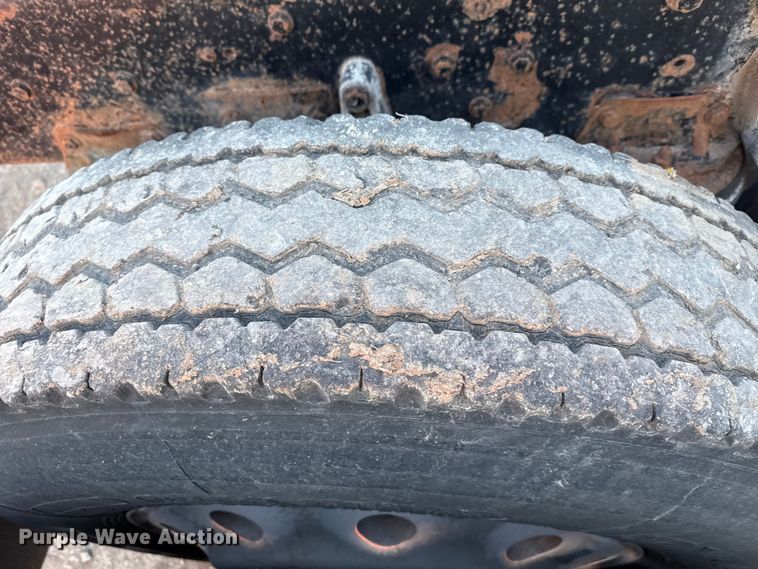 image for item DZ5213 1995 Kenworth T600 semi truck