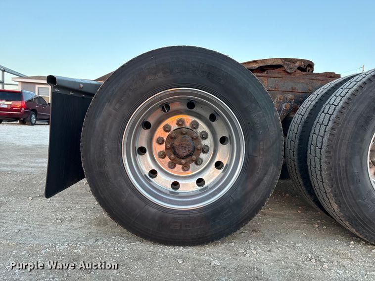 image for item DZ5213 1995 Kenworth T600 semi truck