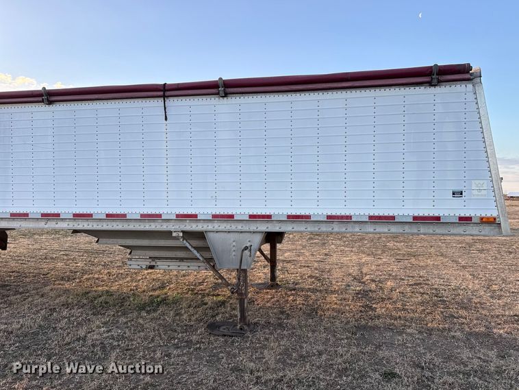 image for item DZ5216 1999 Wilson DWH-400C grain trailer