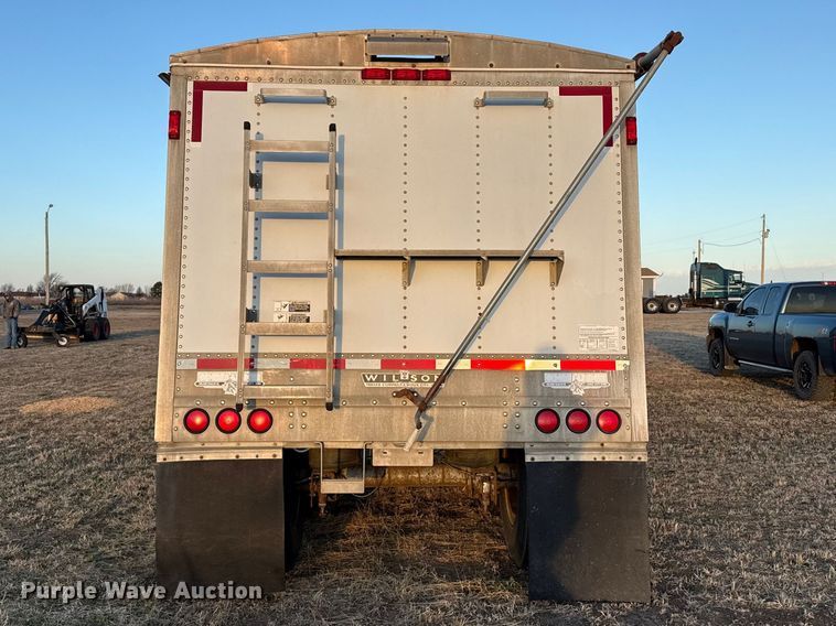 image for item DZ5216 1999 Wilson DWH-400C grain trailer