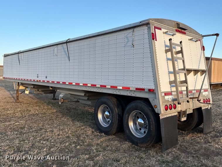 image for item DZ5216 1999 Wilson DWH-400C grain trailer