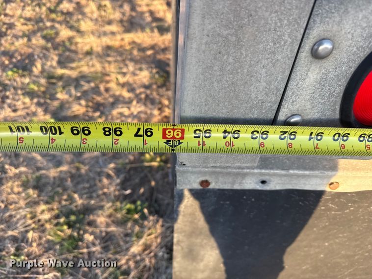 image for item DZ5216 1999 Wilson DWH-400C grain trailer