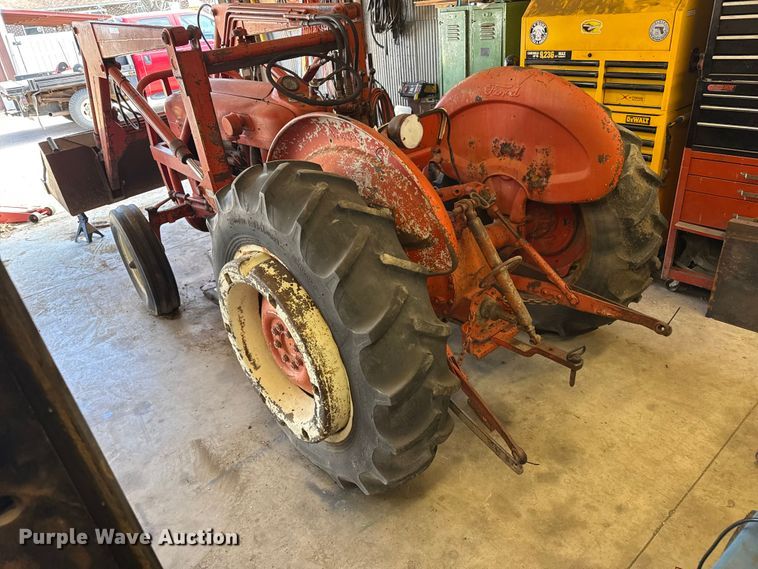 image for item DZ5276 1959 Ford 641 tractor