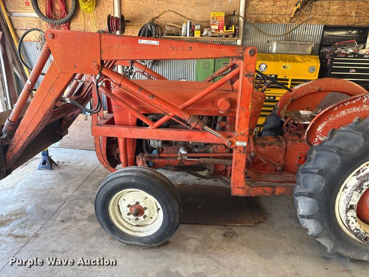 image for item DZ5276 1959 Ford 641 tractor