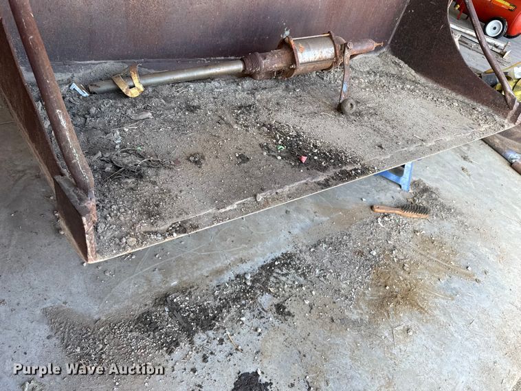 image for item DZ5276 1959 Ford 641 tractor