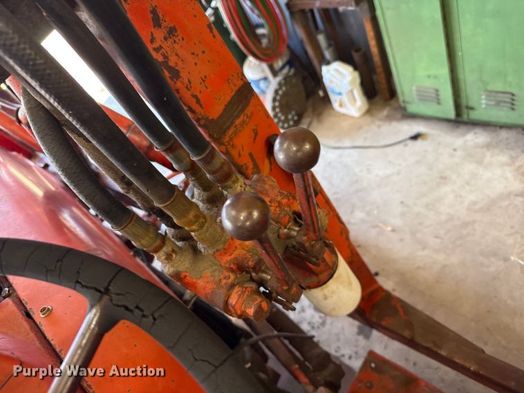 image for item DZ5276 1959 Ford 641 tractor