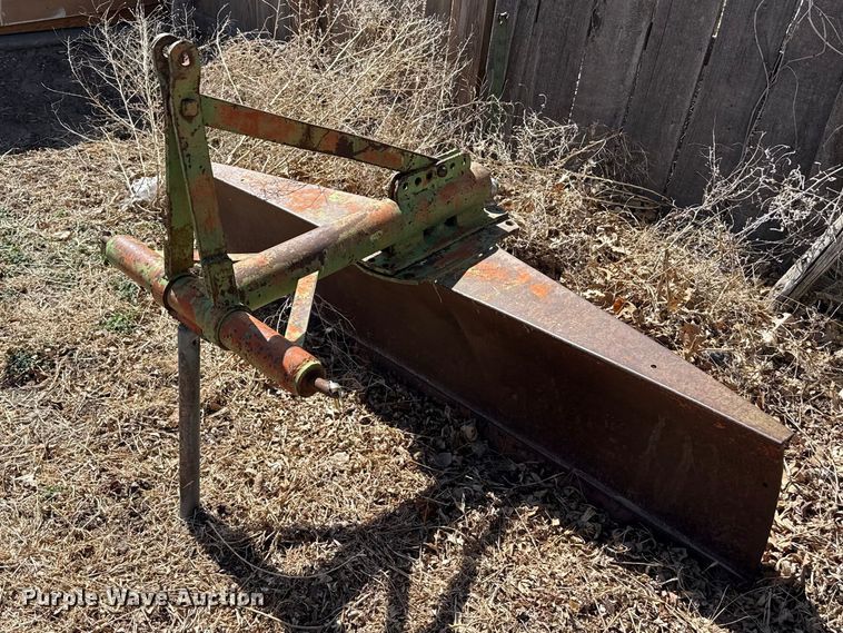 image for item DZ5276 1959 Ford 641 tractor