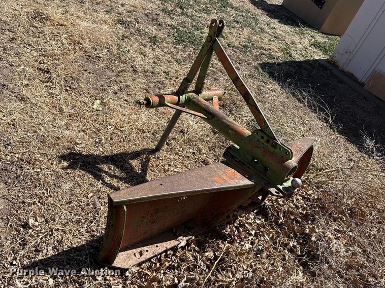 image for item DZ5276 1959 Ford 641 tractor