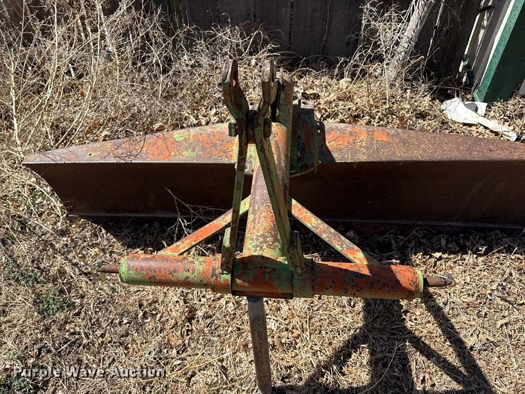 image for item DZ5276 1959 Ford 641 tractor