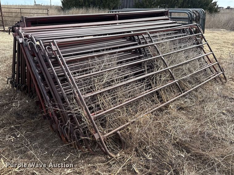 image for item DZ5300 (33) Grainfield Supply livestock panels