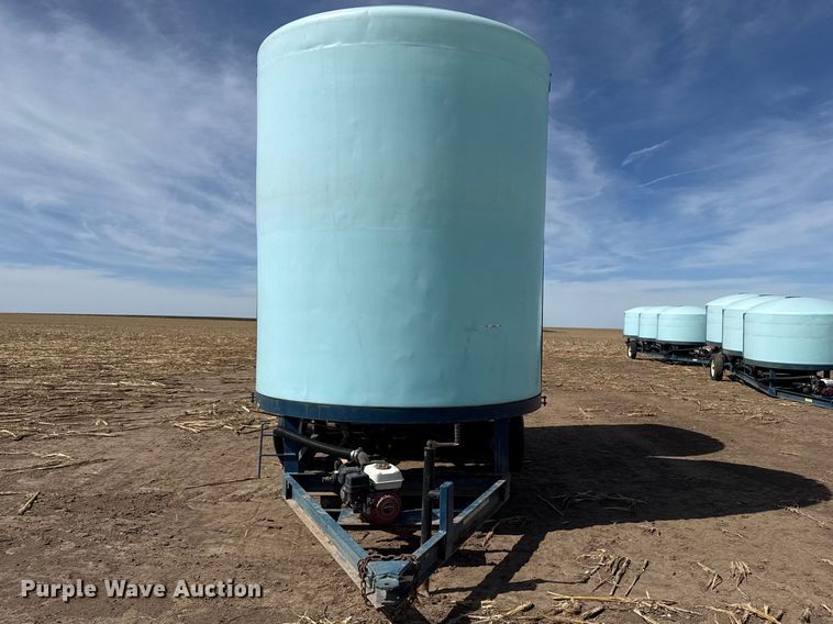 image for item DZ5304 Skiles Industries nurse tank trailer