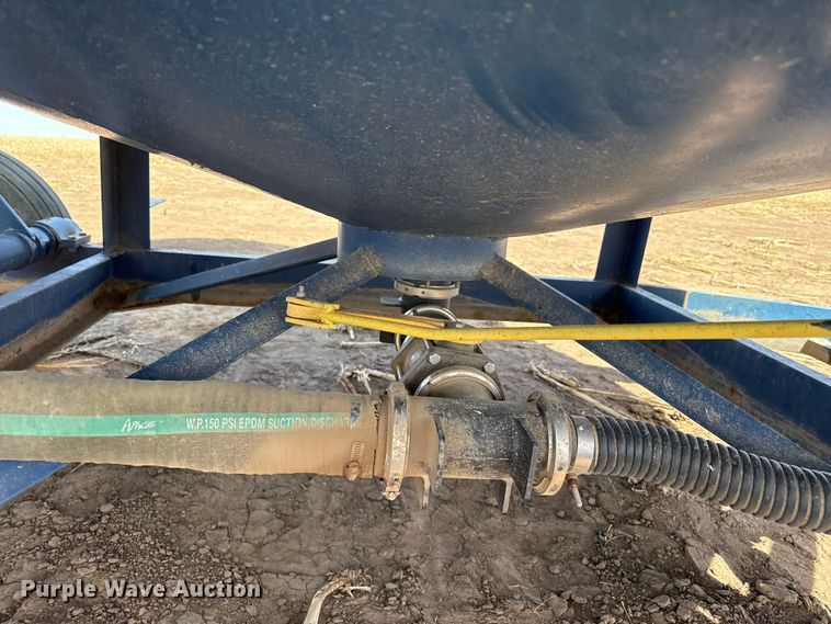 image for item DZ5304 Skiles Industries nurse tank trailer