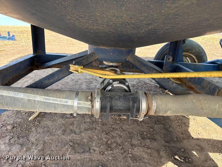 image for item DZ5304 Skiles Industries nurse tank trailer