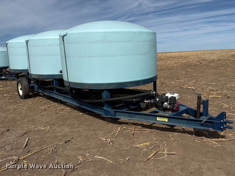 image for item DZ5305 2013 Skiles Industries nurse tank trailer