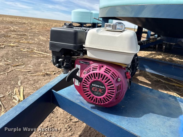 image for item DZ5305 2013 Skiles Industries nurse tank trailer