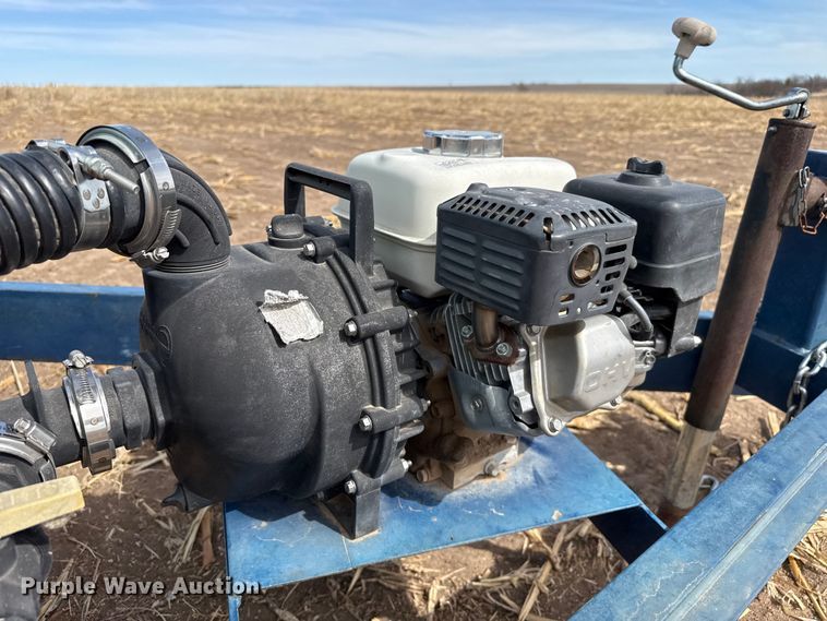 image for item DZ5305 2013 Skiles Industries nurse tank trailer