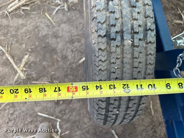 image for item DZ5305 2013 Skiles Industries nurse tank trailer