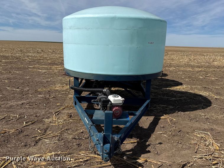 image for item DZ5306 2013 Skiles Industries nurse tank trailer