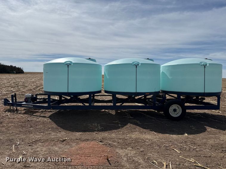 image for item DZ5307 2013 Skiles Industries nurse tank trailer