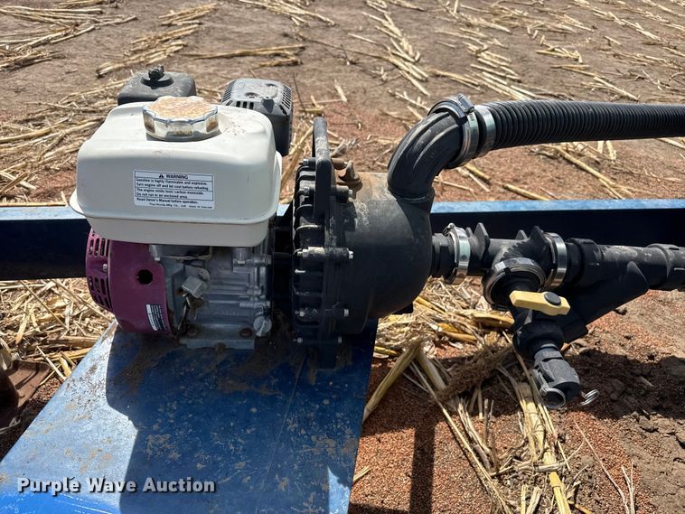 image for item DZ5307 2013 Skiles Industries nurse tank trailer