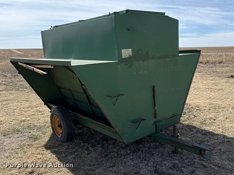 image for item DZ5310 Livestock feeders