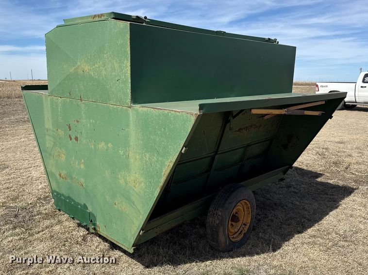 image for item DZ5310 Livestock feeders