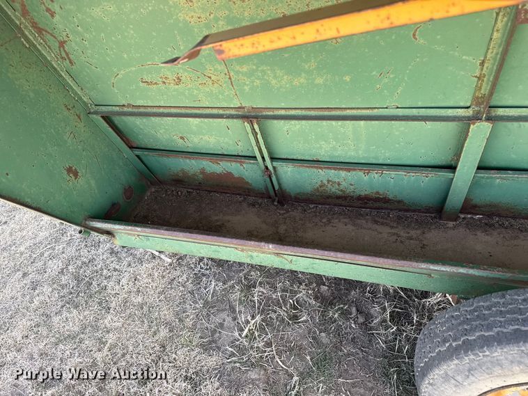 image for item DZ5310 Livestock feeders