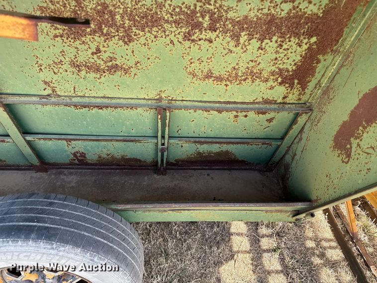 image for item DZ5310 Livestock feeders