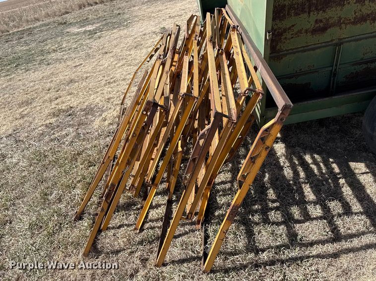 image for item DZ5310 Livestock feeders