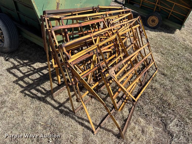 image for item DZ5310 Livestock feeders