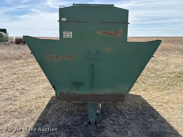 image for item DZ5310 Livestock feeders