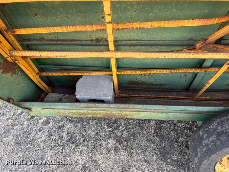 image for item DZ5310 Livestock feeders