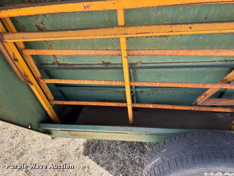 image for item DZ5310 Livestock feeders