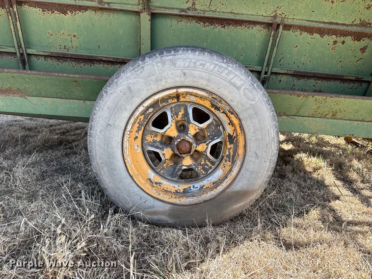 image for item DZ5310 Livestock feeders