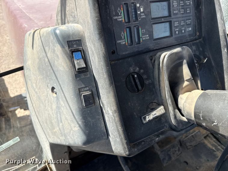 image for item DZ5312 1992 Case International 7140 MFWD tractor