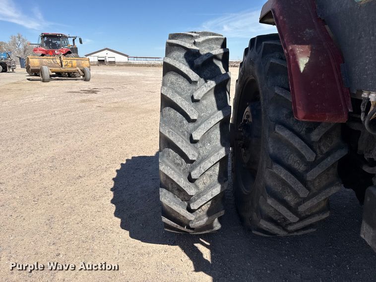 image for item DZ5312 1992 Case International 7140 MFWD tractor