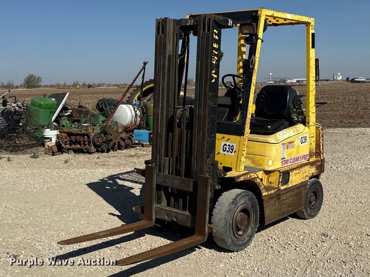 image for item DZ5321 Hyster H30XM forklift