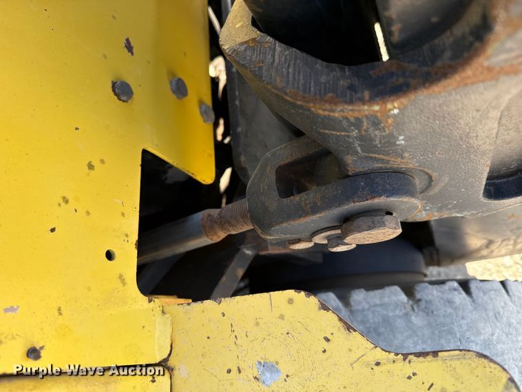 image for item DZ5321 Hyster H30XM forklift